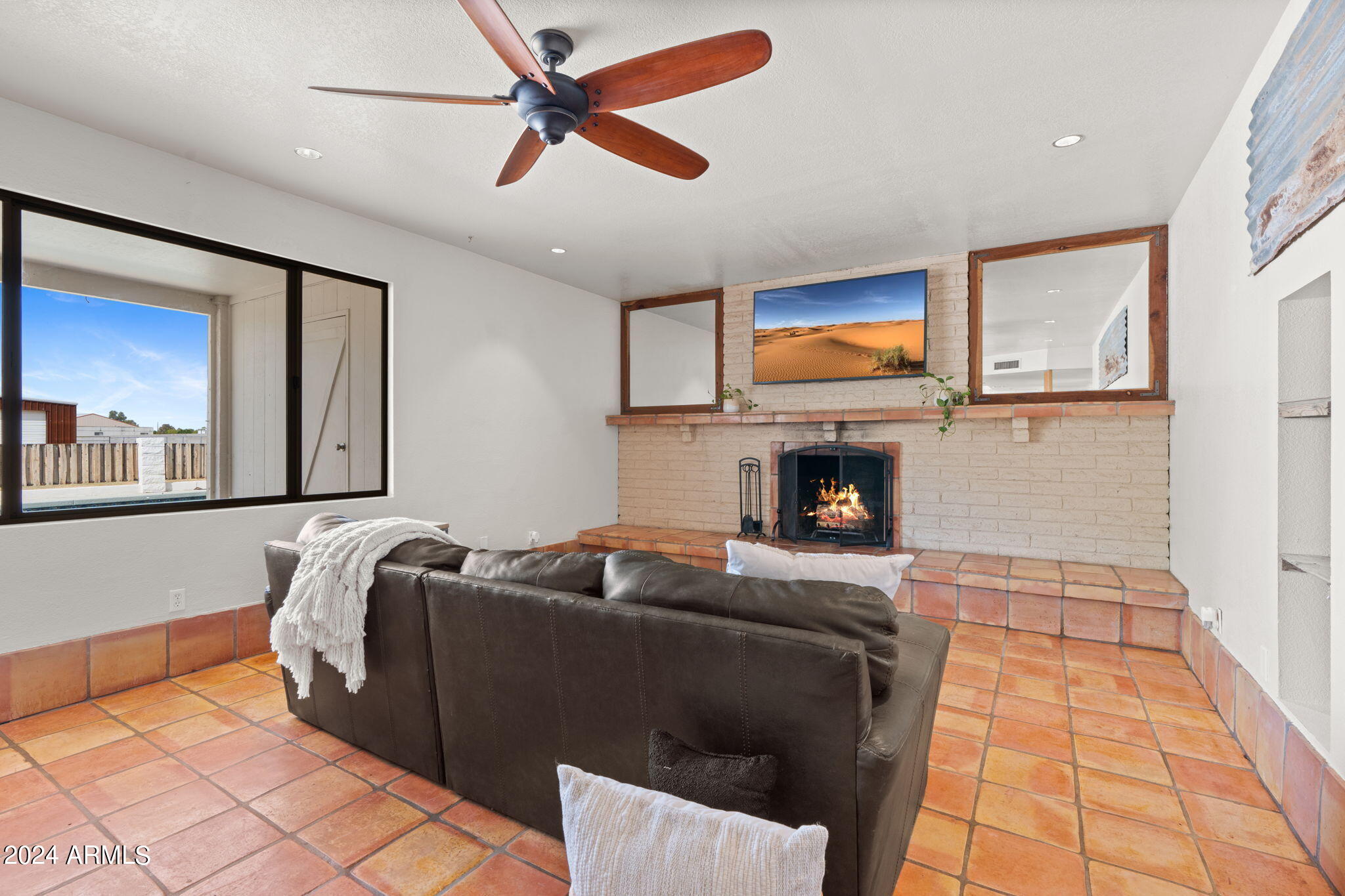 14434 East Willis Road Gilbert, AZ 85297 - Photo 16 of 49 9-web-or-mls-14434-e-willis-rd