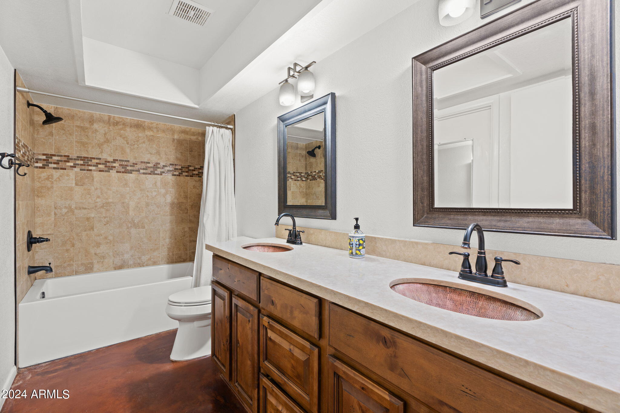 14434 East Willis Road Gilbert, AZ 85297 - Photo 23 of 49 32-web-or-mls-14434-e-willis-rd