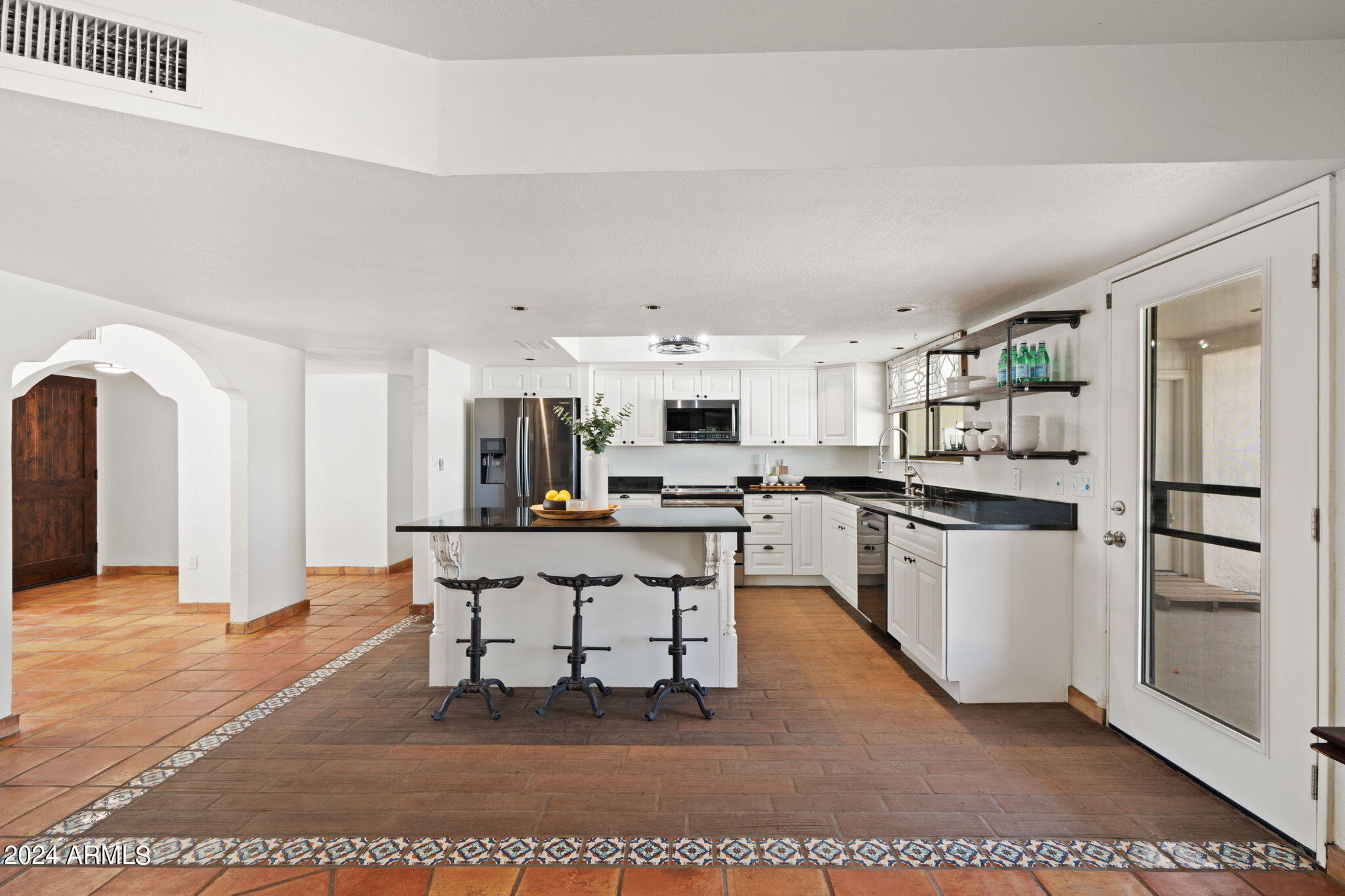 14434 East Willis Road Gilbert, AZ 85297 - Photo 3 of 49 19-web-or-mls-14434-e-willis-rd