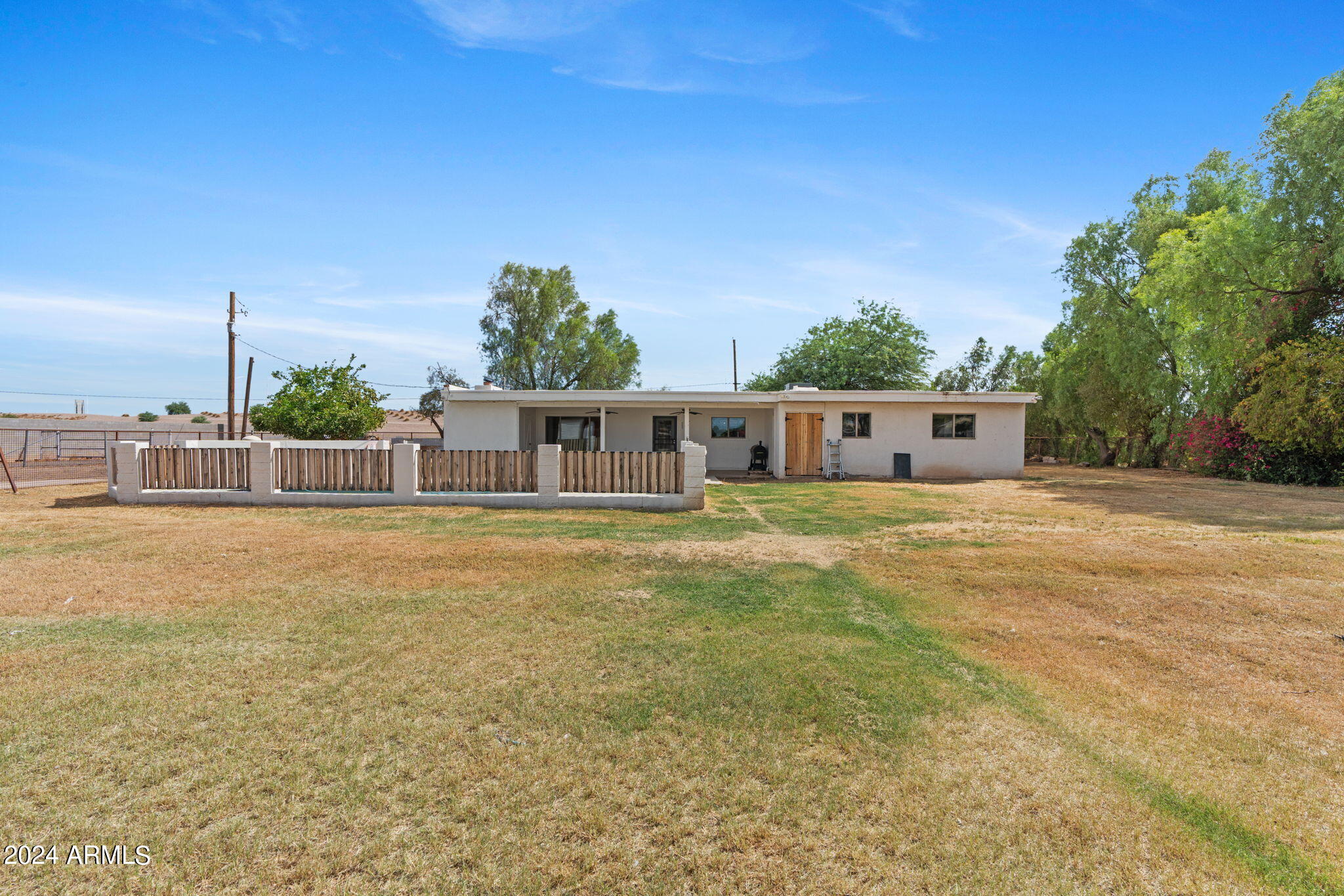 14434 East Willis Road Gilbert, AZ 85297 - Photo 34 of 49 40-web-or-mls-14434-e-willis-rd