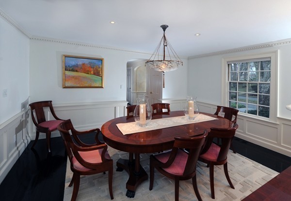 91 Arnold Road Wellesley, MA 02481 - Photo 8 of 17
