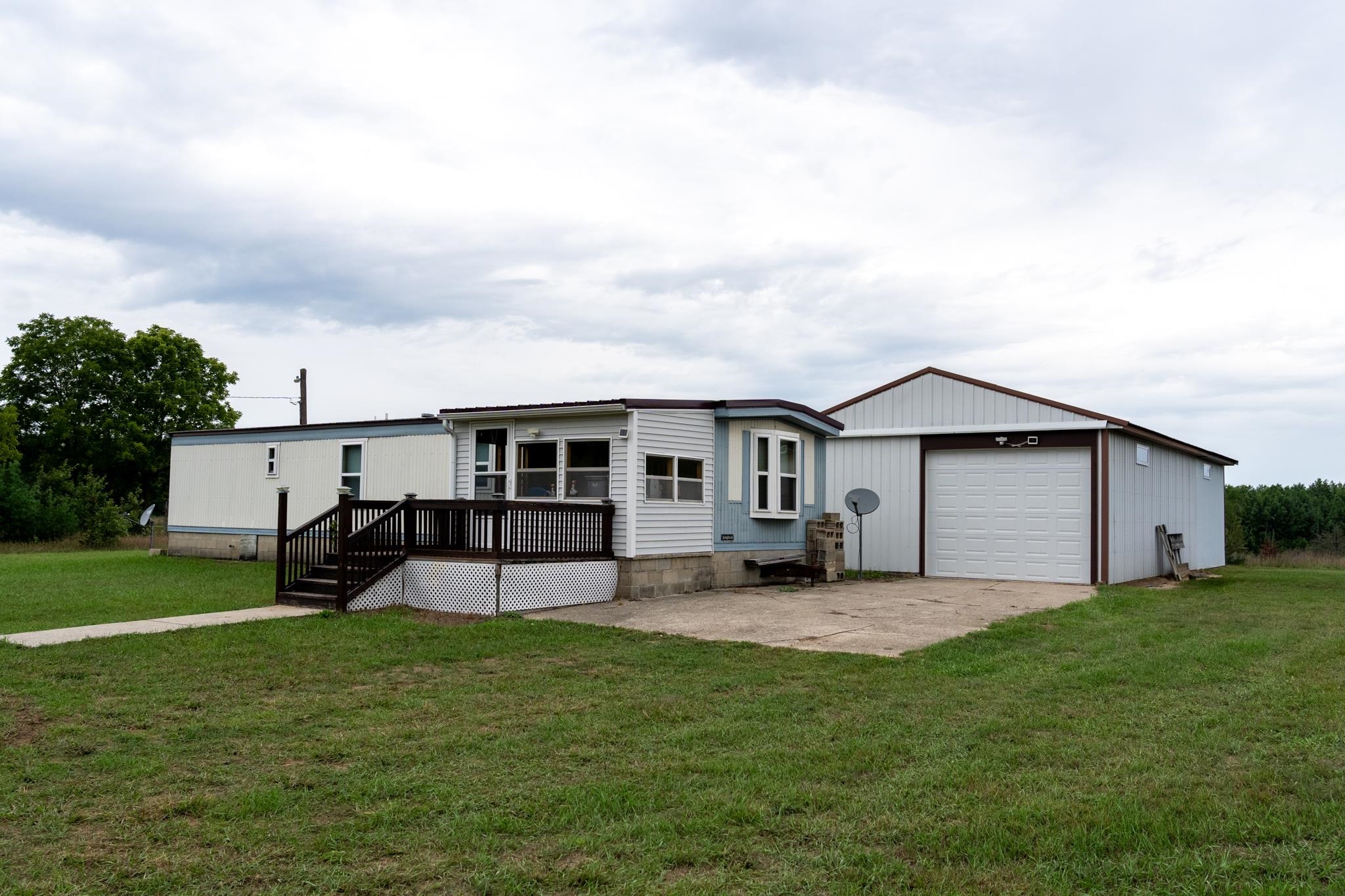 10130 Rock Road Lake, MI 48632 - Photo 23 of 44 1950573-23b98b10-bd6c-476d-8428-db07b1e7f9c2.JPG