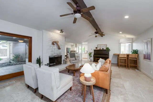 $680,000 | 5348 North Briarwood Avenue, Fresno, CA 93711