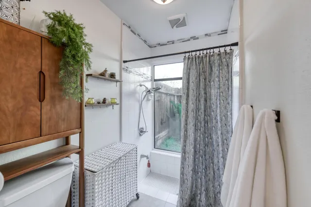 $680,000 | 5348 North Briarwood Avenue, Fresno, CA 93711