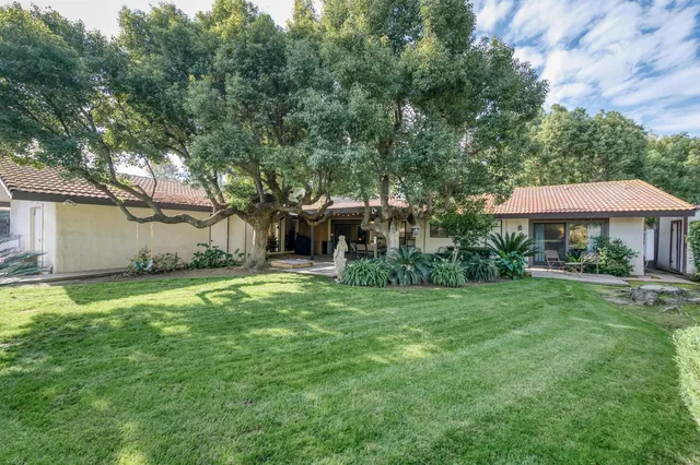 $680,000 | 5348 North Briarwood Avenue, Fresno, CA 93711
