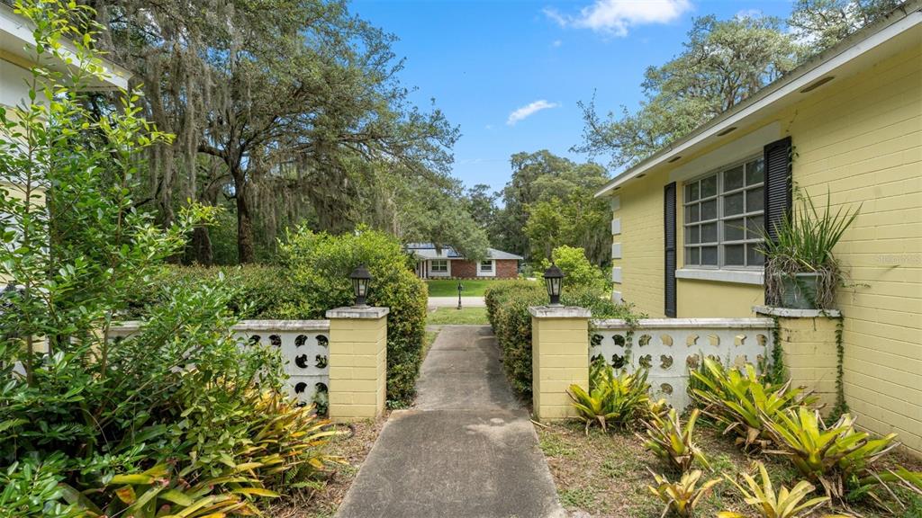 1237 Cardinal Lane DeLand, FL 32720 - Photo 7 of 83