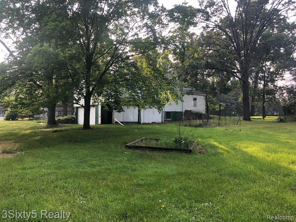 3555 South Livernois Road Rochester Hills, MI 48307 - Photo 4 of 32