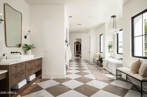 $4,850,000 | 12034 North 68th Place, Scottsdale, AZ 85254