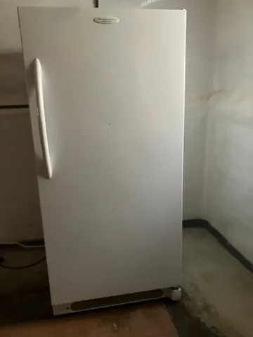 $490,000 | 6325 North Whipple Street, Chicago, IL 60659