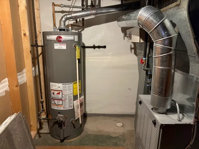 $490,000 | 6325 North Whipple Street, Chicago, IL 60659