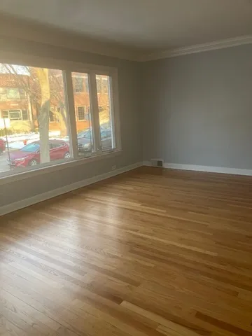 $490,000 | 6325 North Whipple Street, Chicago, IL 60659