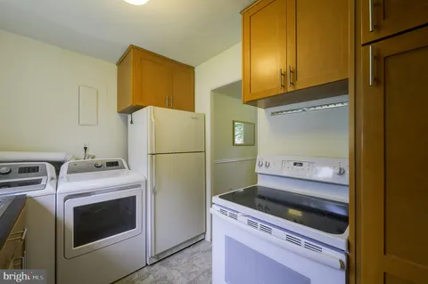 $275,000 | 2 C Gardenway, Greenbelt, MD 20770