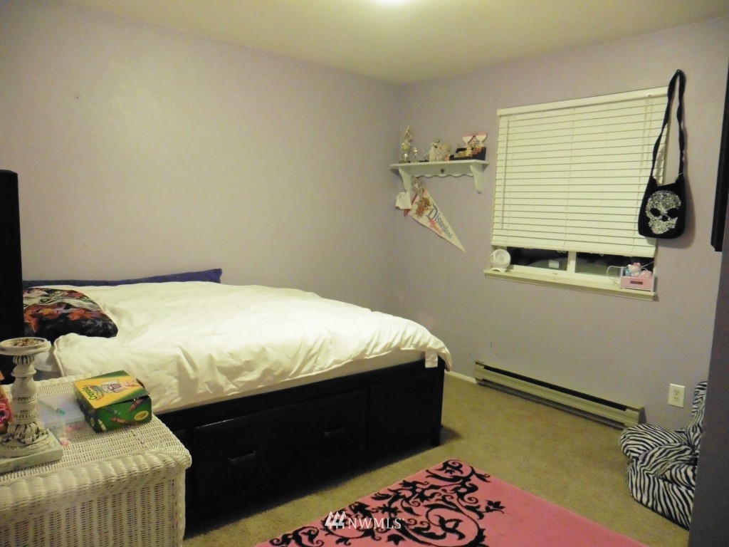 18505 Elderberry Street Southwest Rochester, WA 98579 - Photo 7 of 12 Gallery Image 7