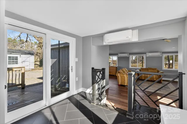 a view of a livingroom with furniture