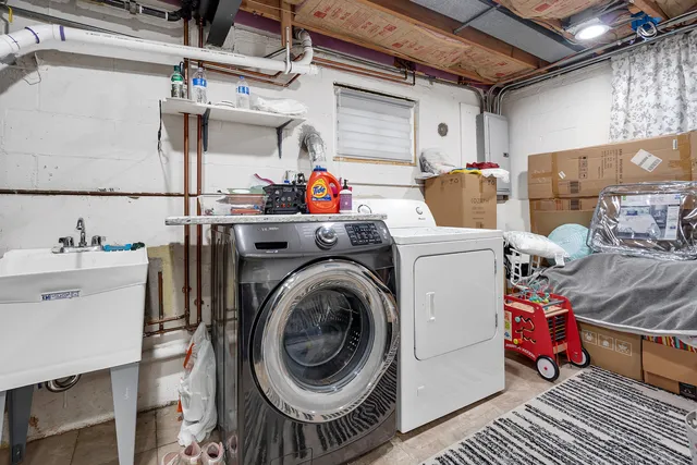 $559,000 | 35 Julie Drive, Glenview, IL 60025