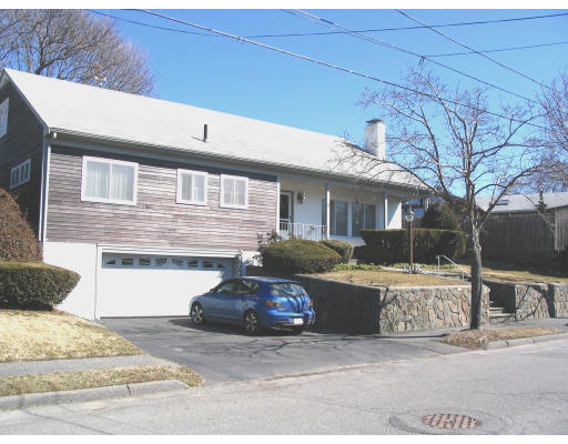 14 Priscilla Road Swampscott, MA 01907 - Photo 3 of 10 Gallery Image 3