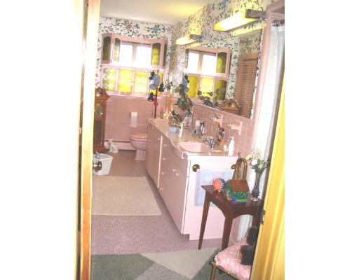14 Priscilla Road Swampscott, MA 01907 - Photo 8 of 10 Gallery Image 8