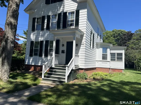 $2,400 | 21 Pearl Street, Guilford, CT 06437