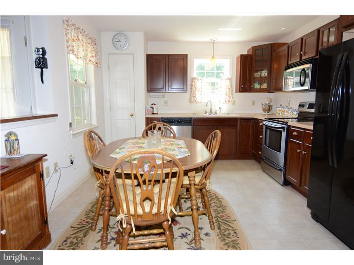 2529 Leisczs Bridge Road Reading, PA 19605 - Photo 4 of 23