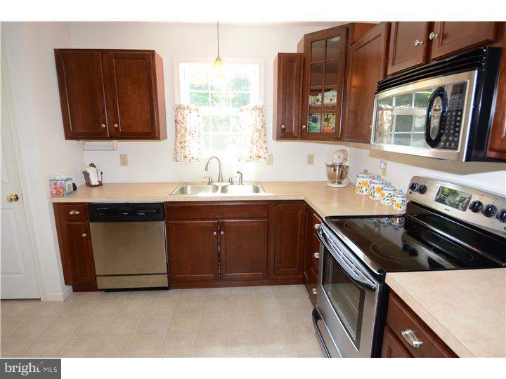 2529 Leisczs Bridge Road Reading, PA 19605 - Photo 5 of 23