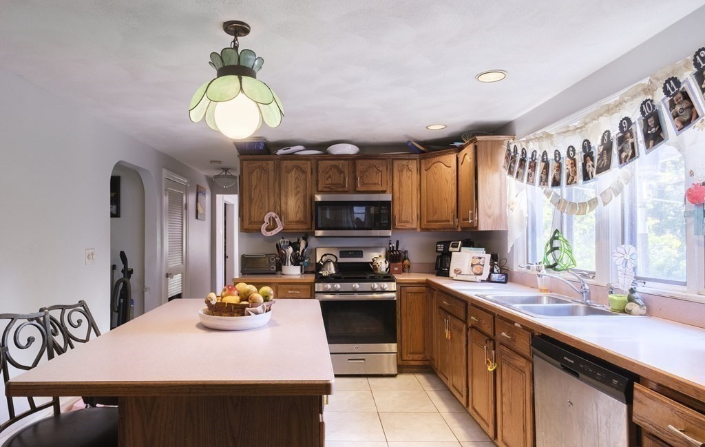 165 Andover Road Billerica, MA 01821 - Photo 13 of 31