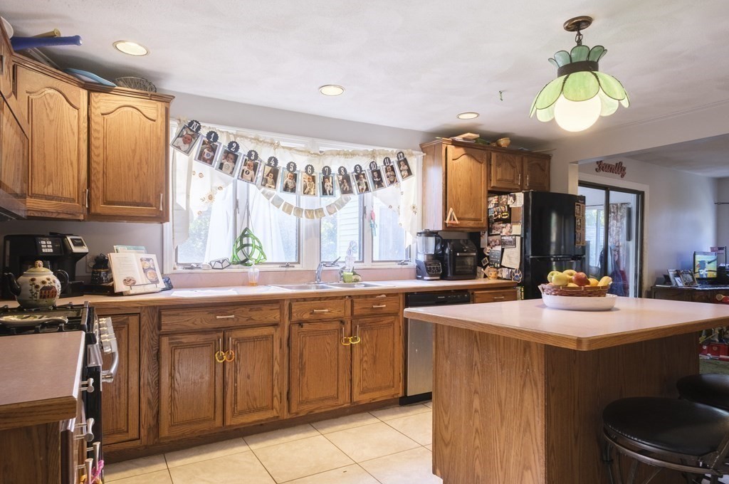 165 Andover Road Billerica, MA 01821 - Photo 16 of 31