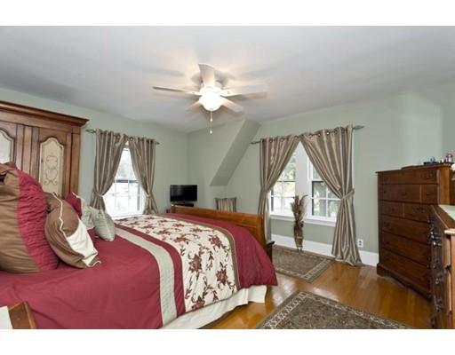 14 Lynnbrook Road Lynnfield, MA 01940 - Photo 17 of 24 Gallery Image 17