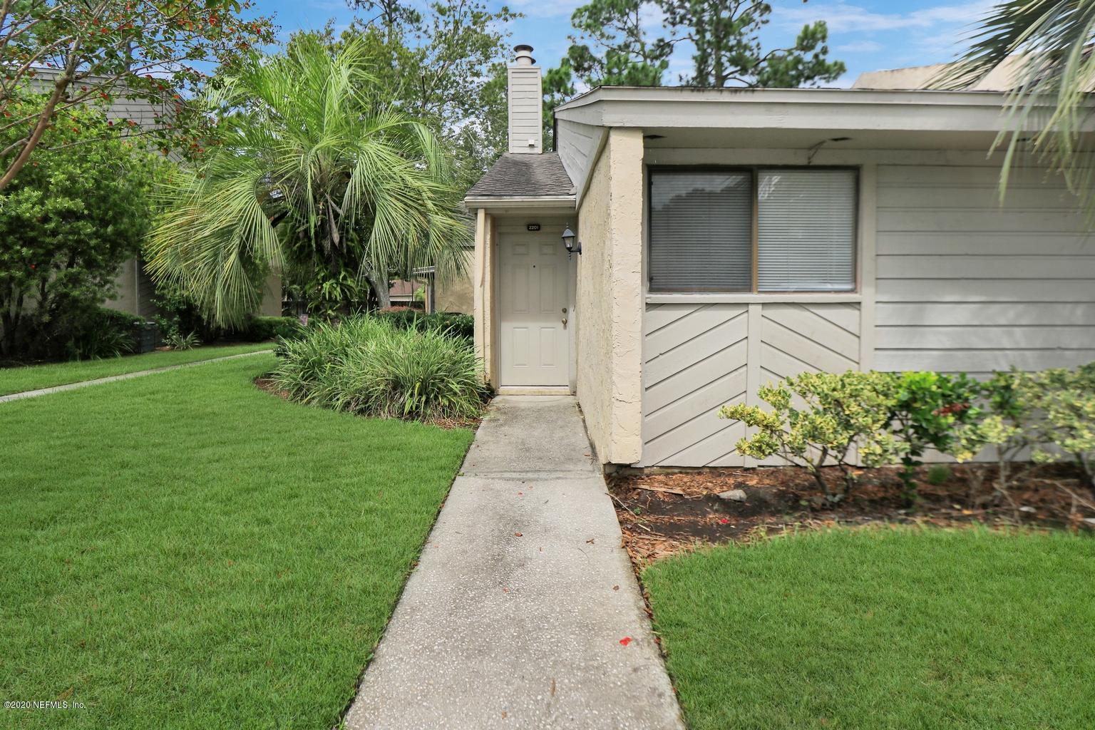 3801 Crown Point Road, Unit 2201 Jacksonville, FL 32257 - Photo 1 of 10 Front Entrance