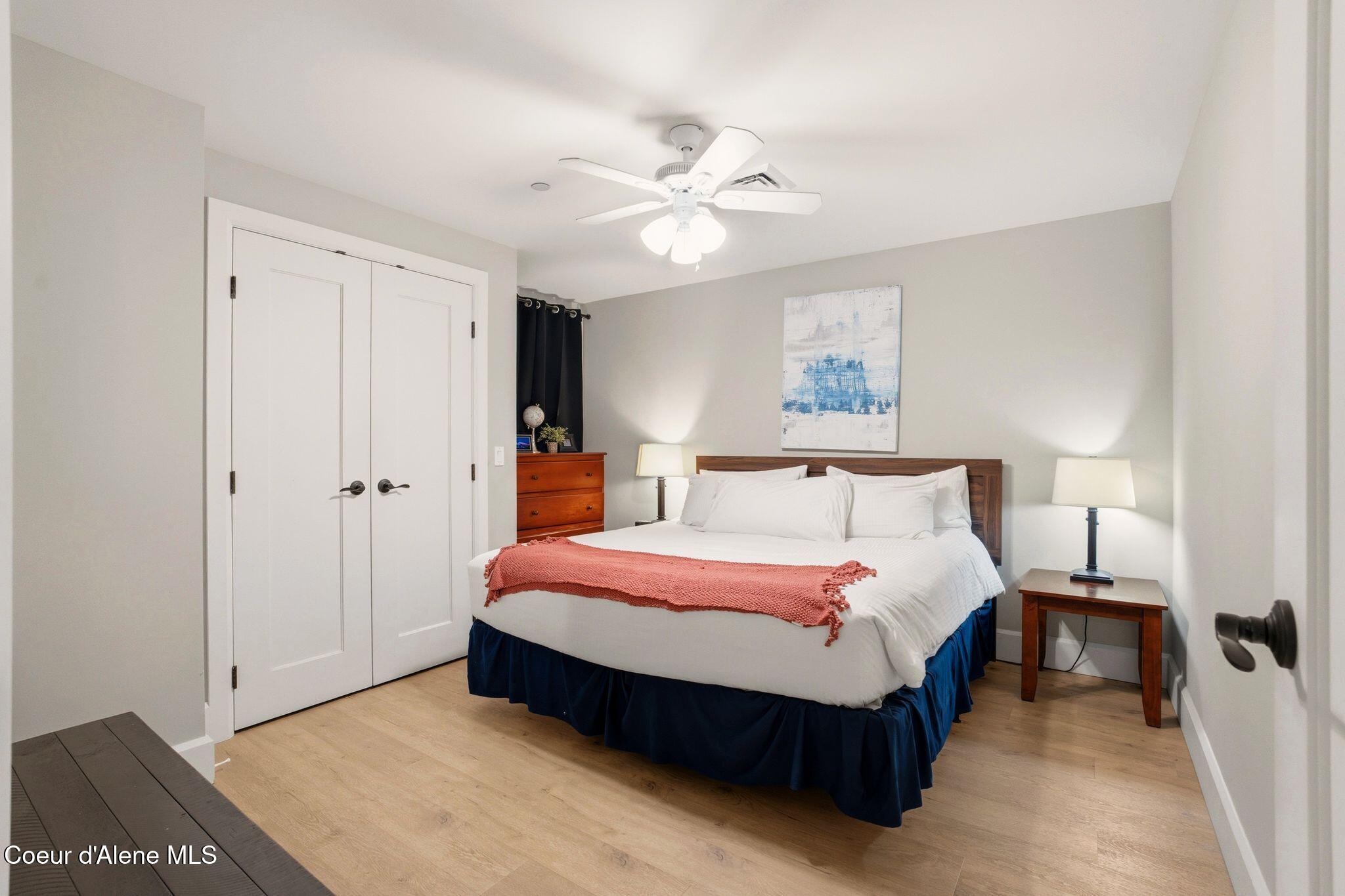 702 Sandpoint Avenue, Unit 7302 Sandpoint, ID 83864 - Photo 22 of 41 17_A7409452 (20)