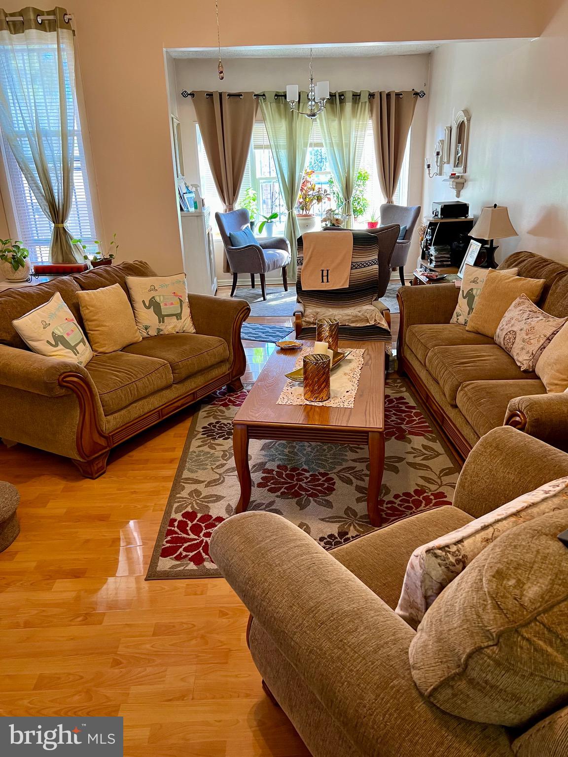 4818 Rorer Street Philadelphia, PA 19120 - Photo 4 of 20 Spacious living room