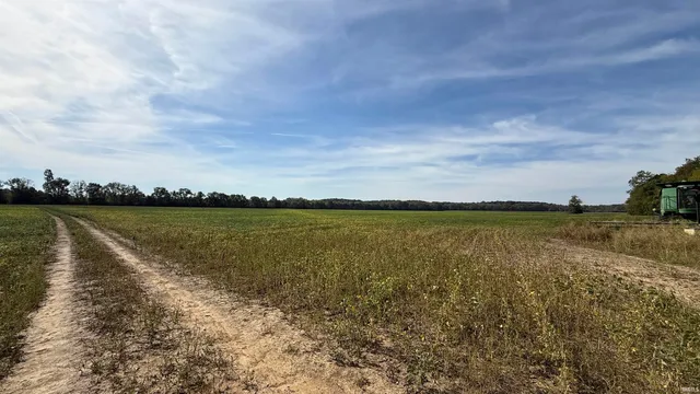 $1 | 2 East 100th, Worthington, IN 47471