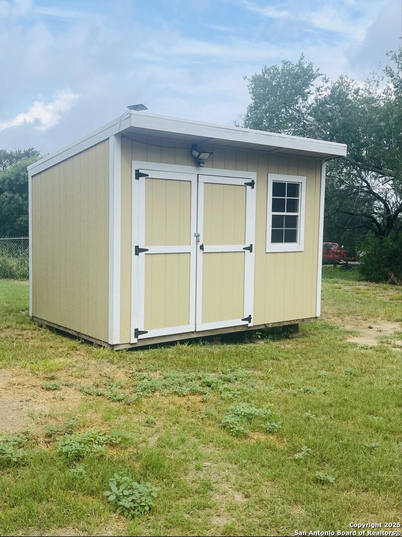 102 4th Street Natalia, TX 78059 - Photo 19 of 19