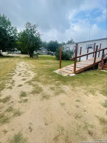 $95,000 | 102 4th Street, Natalia, TX 78059