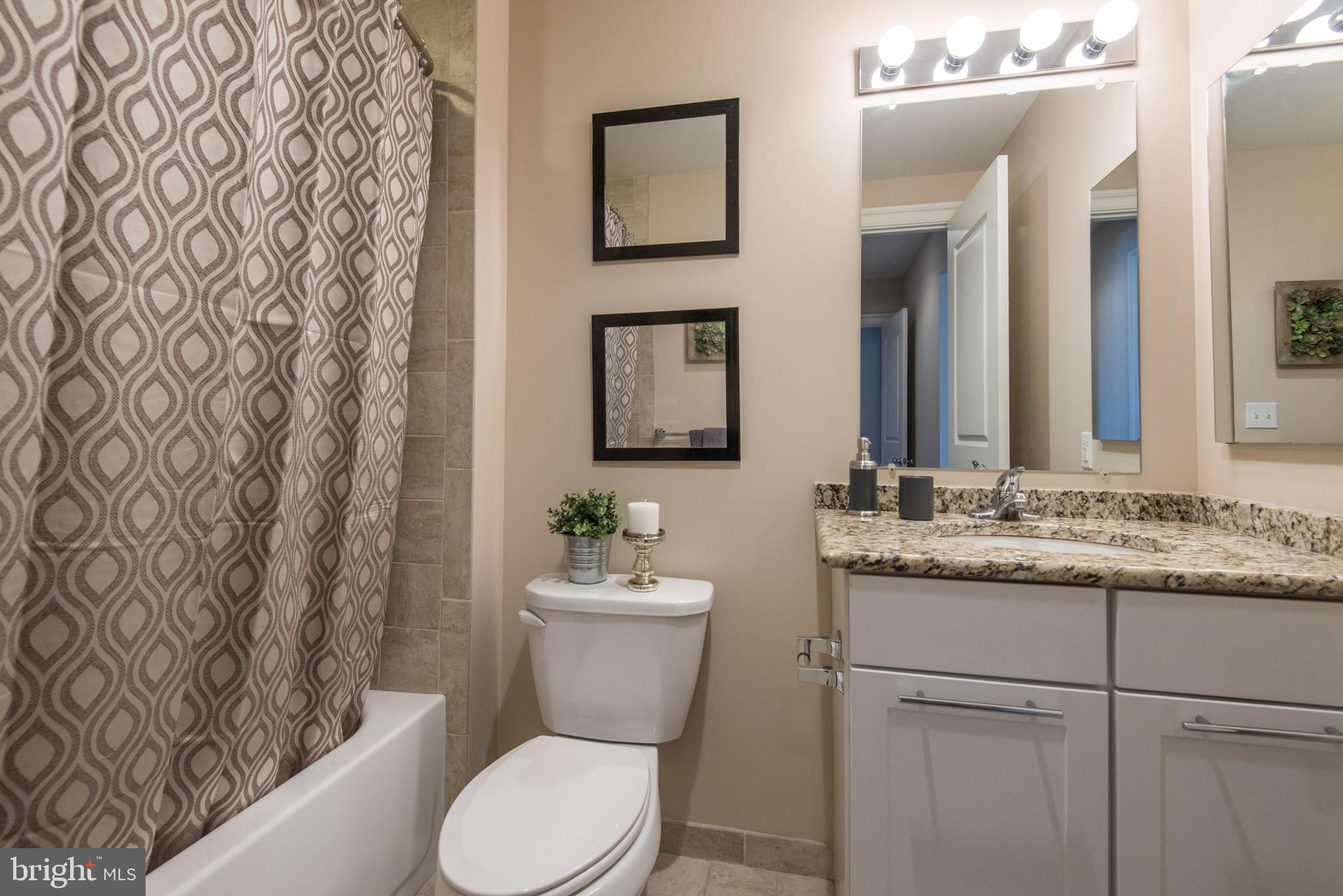 1503 Locust Street, Unit 204 Philadelphia, PA 19102 - Photo 23 of 33