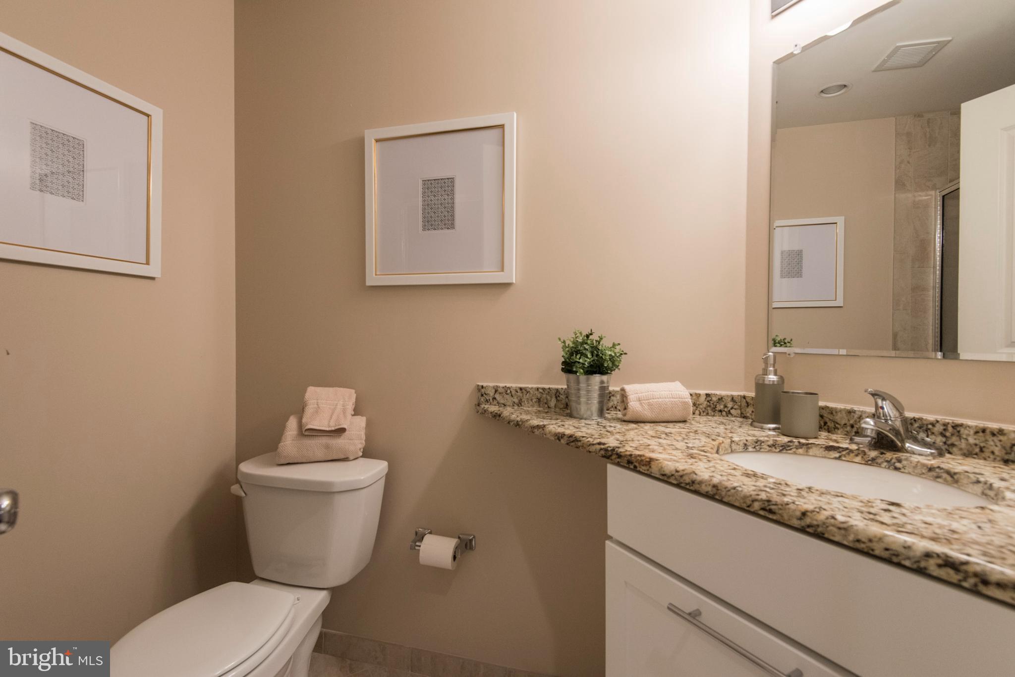 1503 Locust Street, Unit 204 Philadelphia, PA 19102 - Photo 24 of 33
