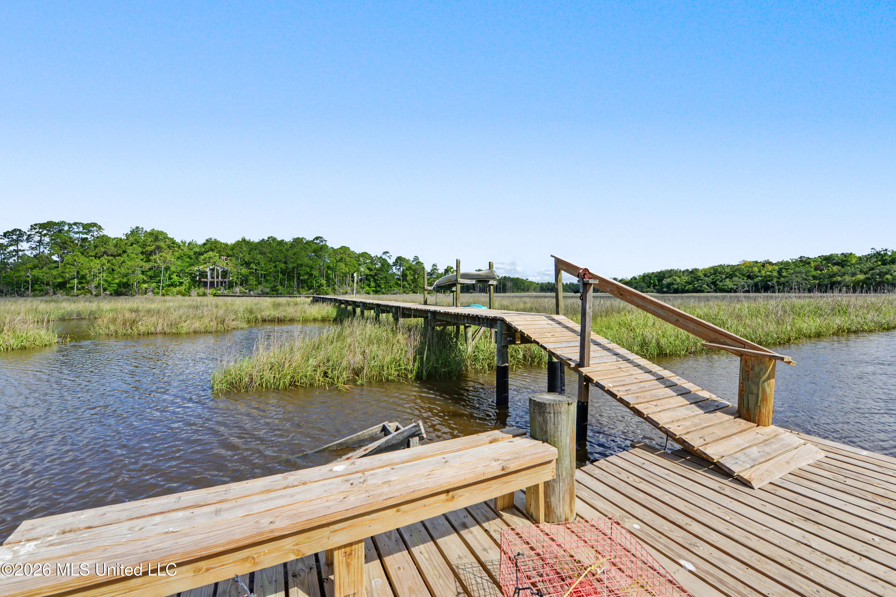 2308 Pointe Of View Ocean Springs, MS 39564 - Photo 65 of 66 054