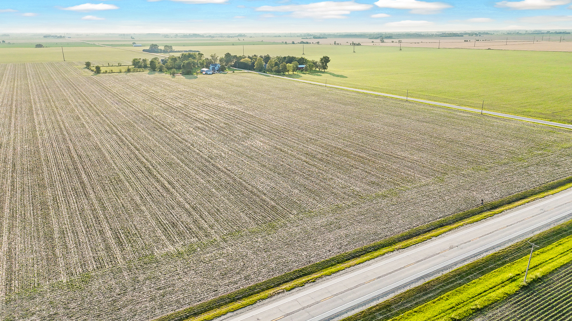 11000 South Lagrange Road Manteno, IL 60950 - Photo 8 of 8 a view of an ocean beach