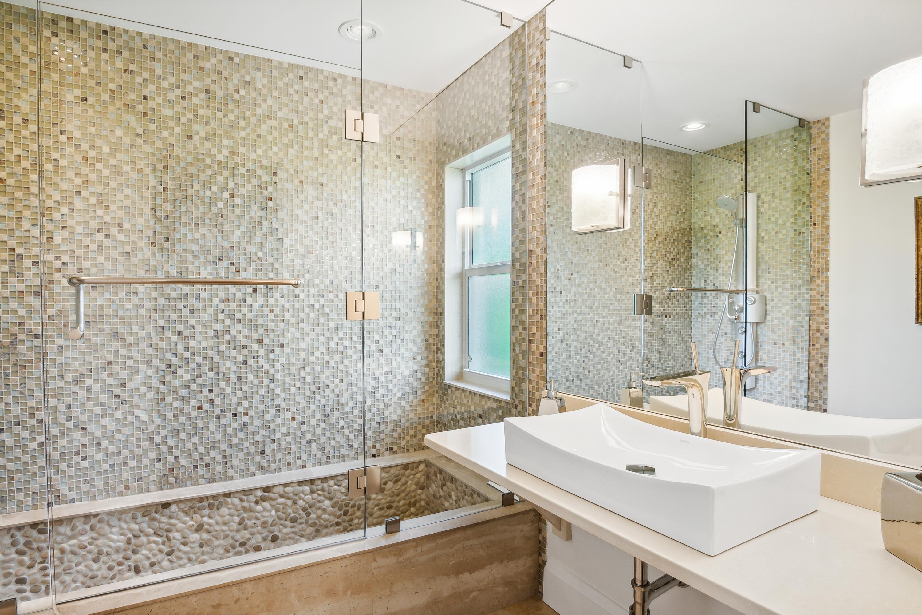 2161 Golfview Lane Jensen Beach, FL 34957 - Photo 27 of 60 bedroom 2 ensuite bath