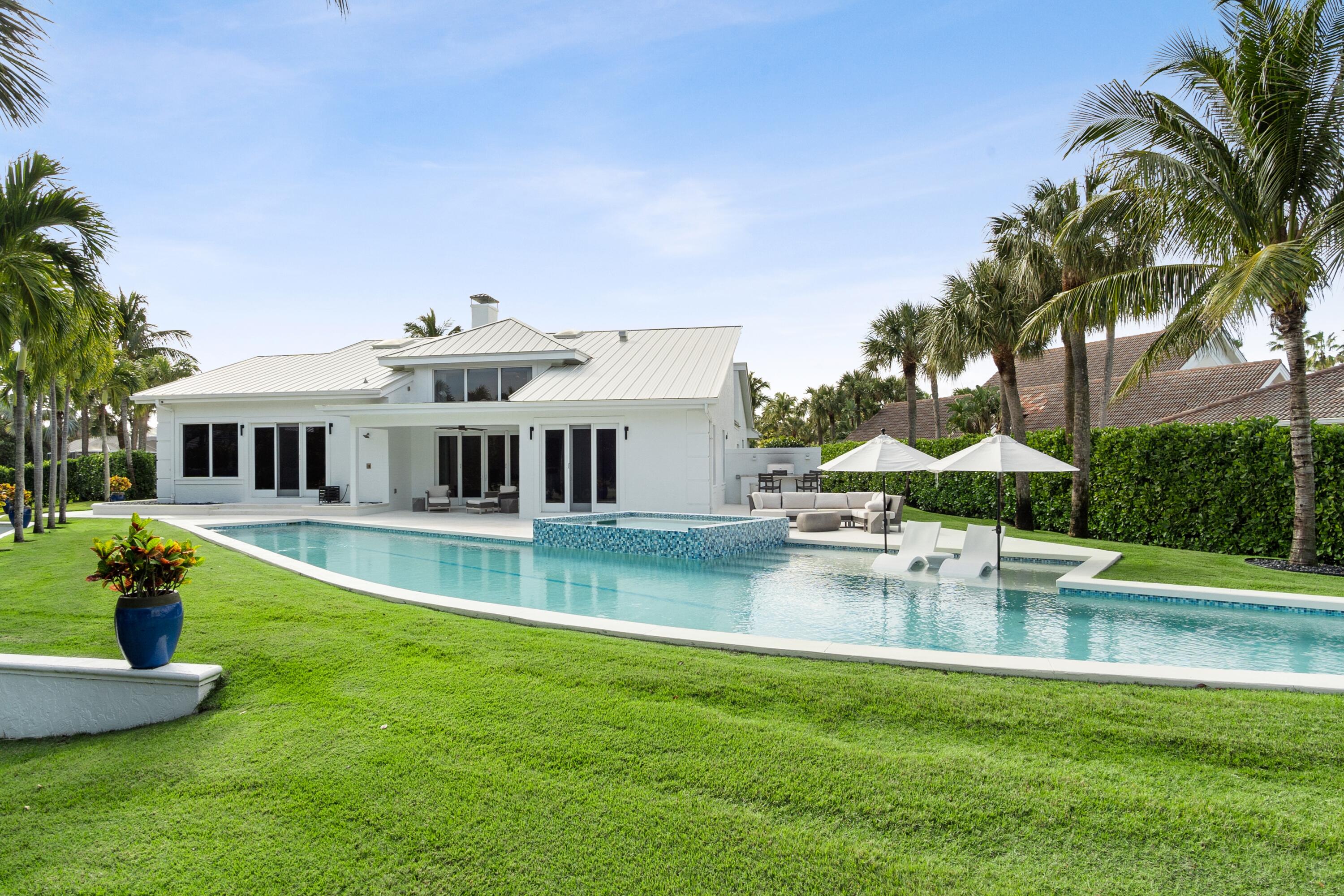 2161 Golfview Lane Jensen Beach, FL 34957 - Photo 39 of 60 yard