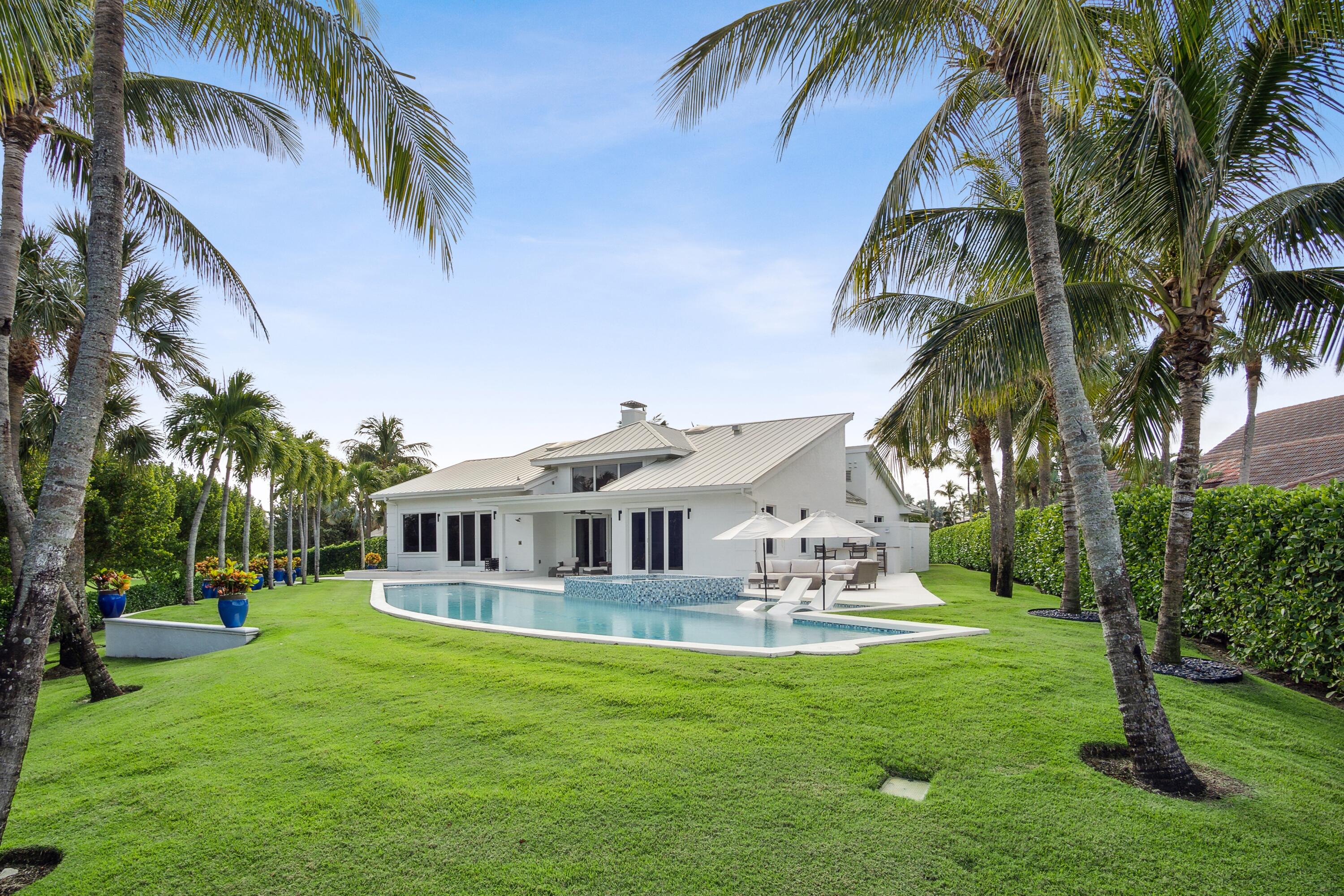 2161 Golfview Lane Jensen Beach, FL 34957 - Photo 40 of 60 yard