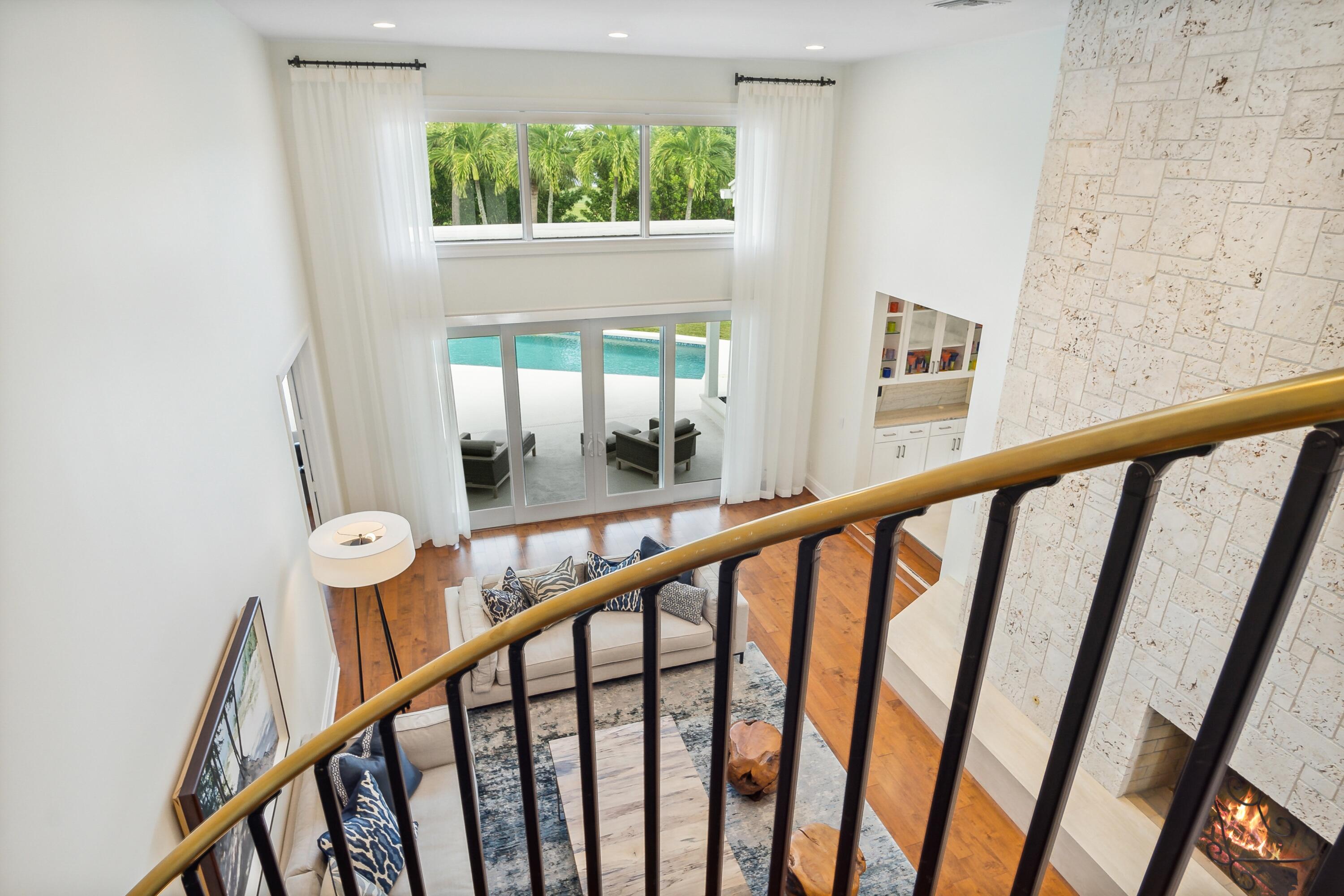 2161 Golfview Lane Jensen Beach, FL 34957 - Photo 41 of 60 living room