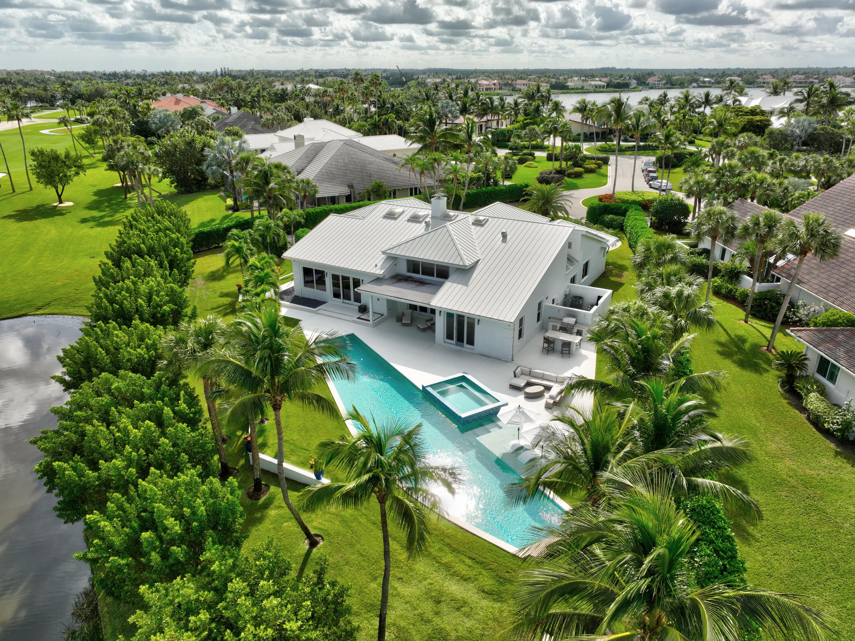 2161 Golfview Lane Jensen Beach, FL 34957 - Photo 49 of 60 stunning property