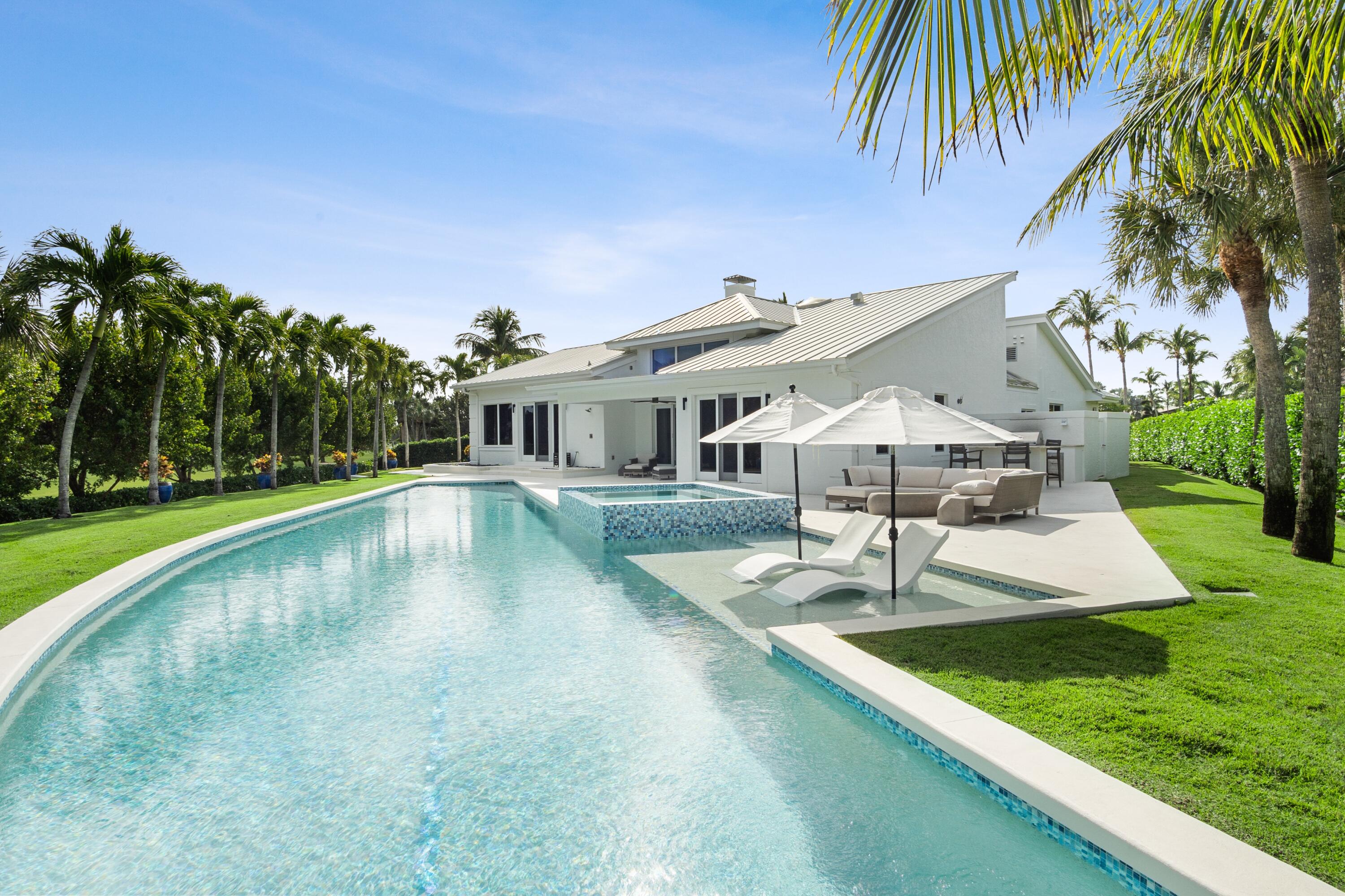 2161 Golfview Lane Jensen Beach, FL 34957 - Photo 5 of 60 pool