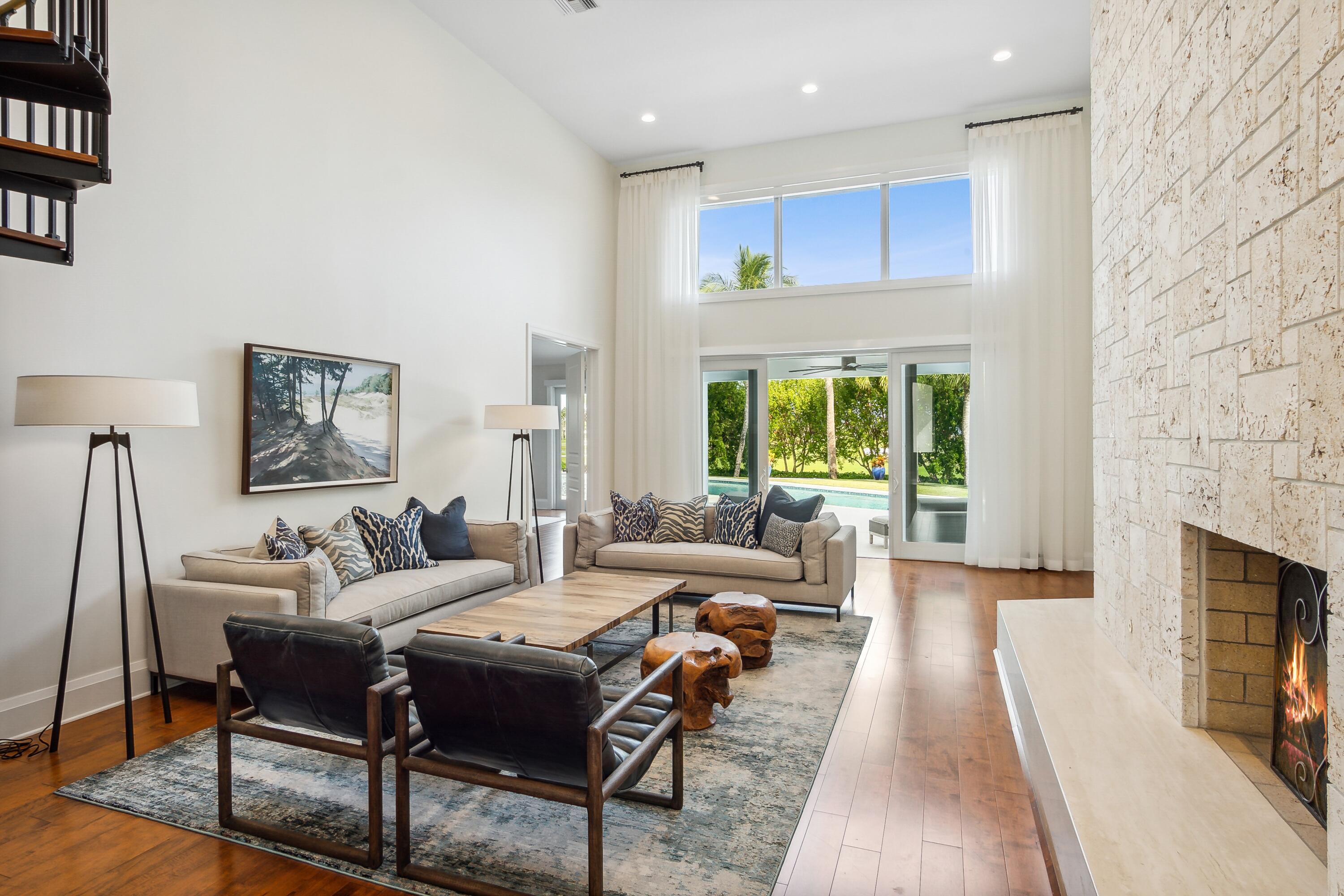 2161 Golfview Lane Jensen Beach, FL 34957 - Photo 8 of 60 living room