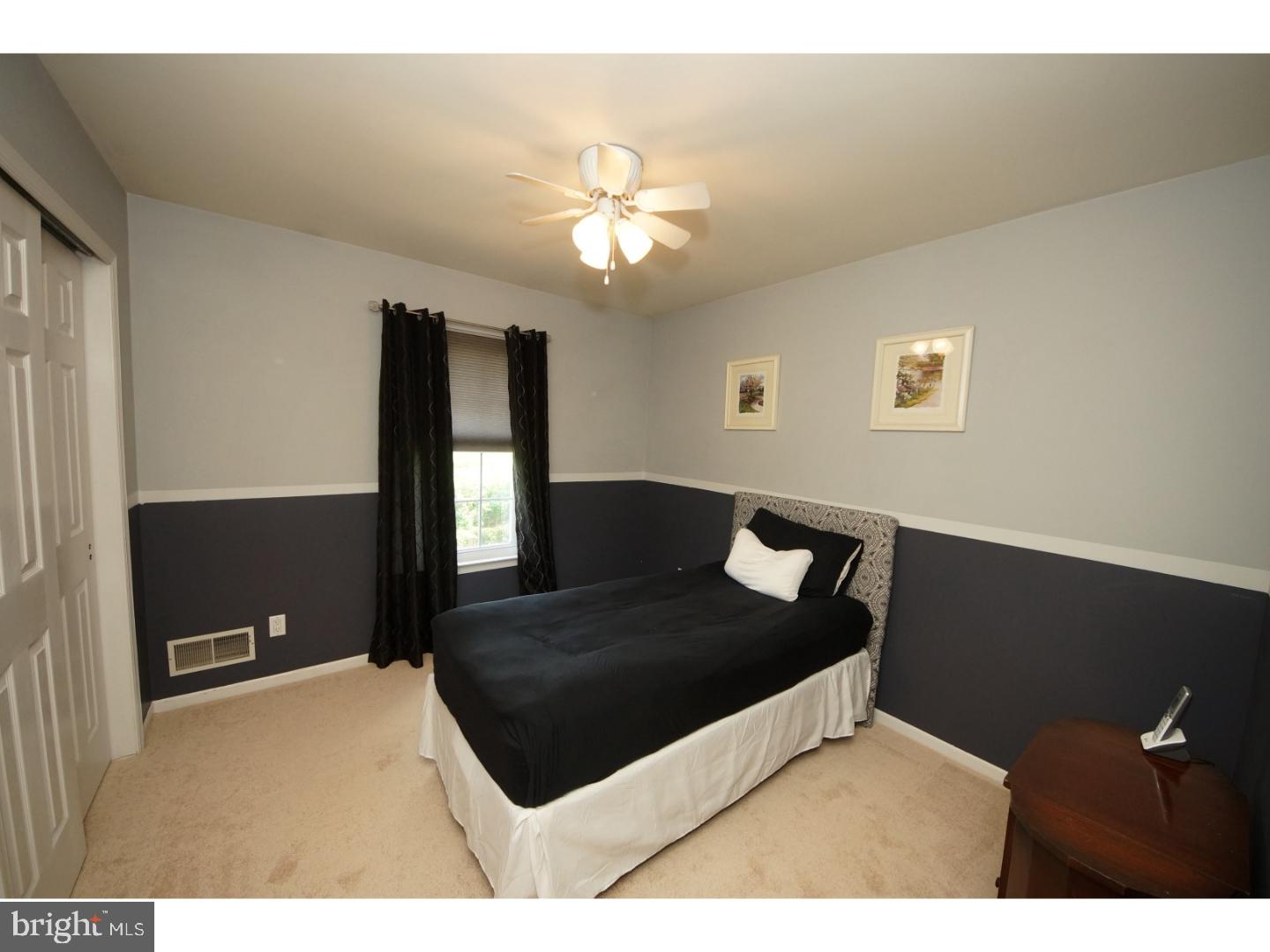 127 Cornflower Road Hamilton, NJ 08620 - Photo 15 of 25 Gallery Image 15