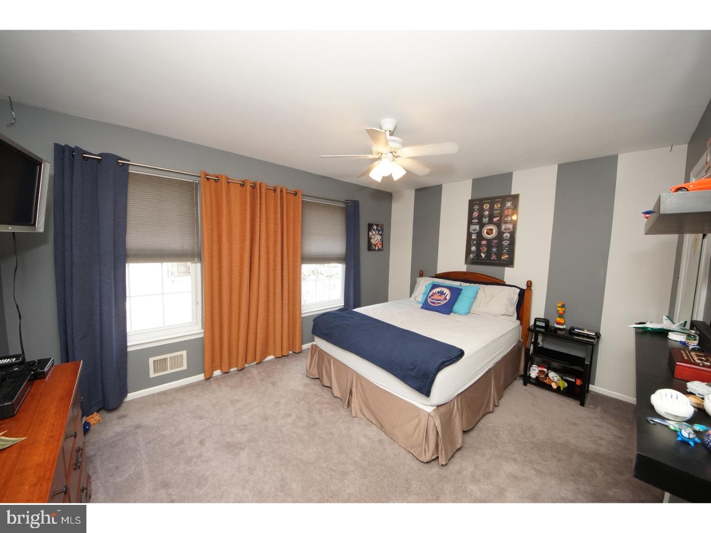 127 Cornflower Road Hamilton, NJ 08620 - Photo 17 of 25 Gallery Image 17