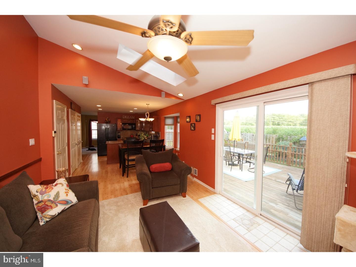 127 Cornflower Road Hamilton, NJ 08620 - Photo 9 of 25 Gallery Image 9