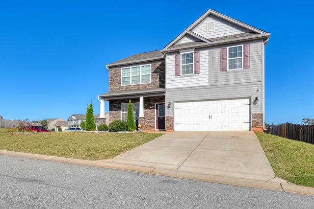 $324,900 | 322 Hartleigh Drive, Lyman, SC 29365