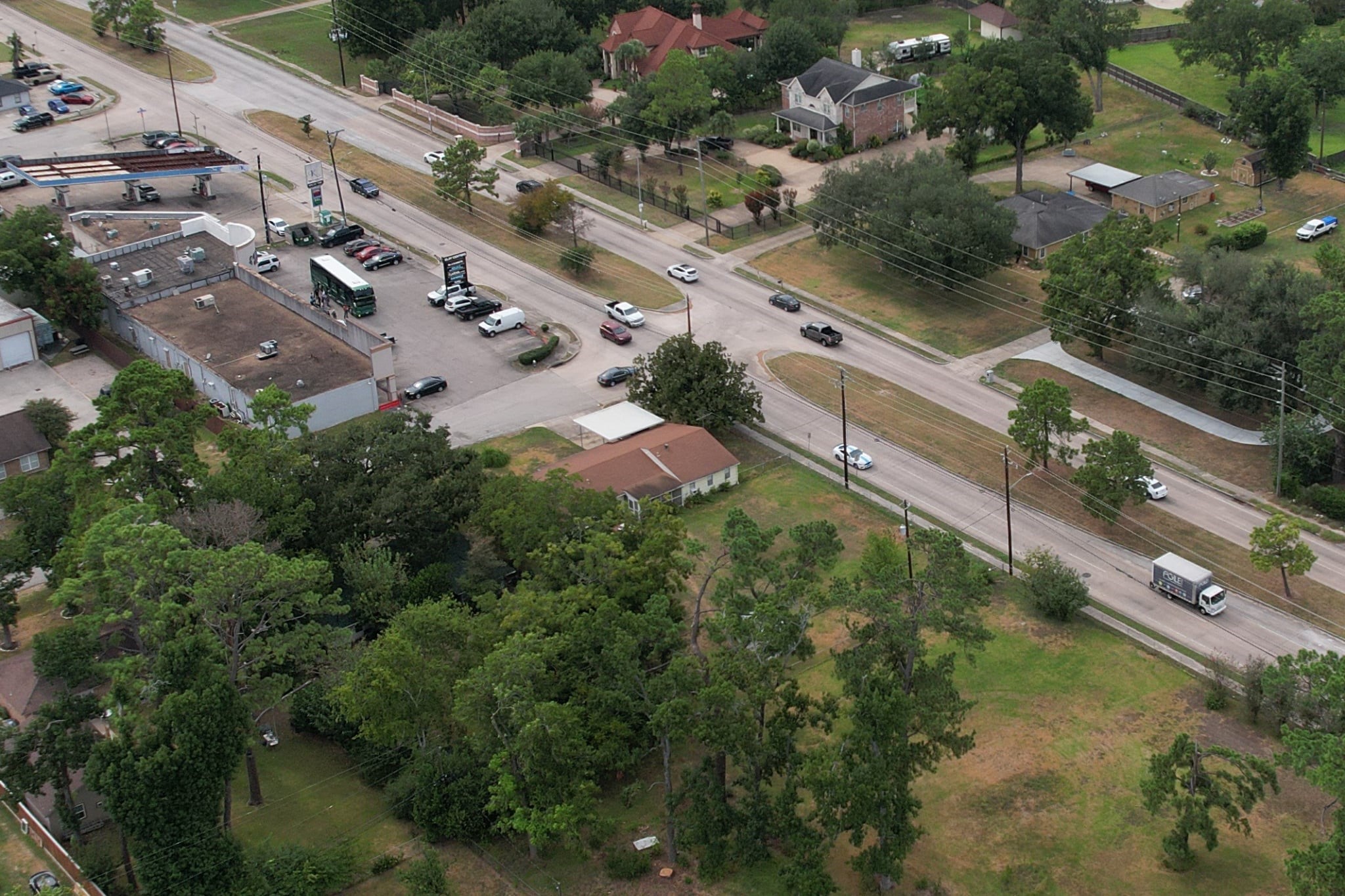4214 Galway Lane Houston, TX 77080 - Photo 12 of 13 an aerial view of residential houses with outdoor space