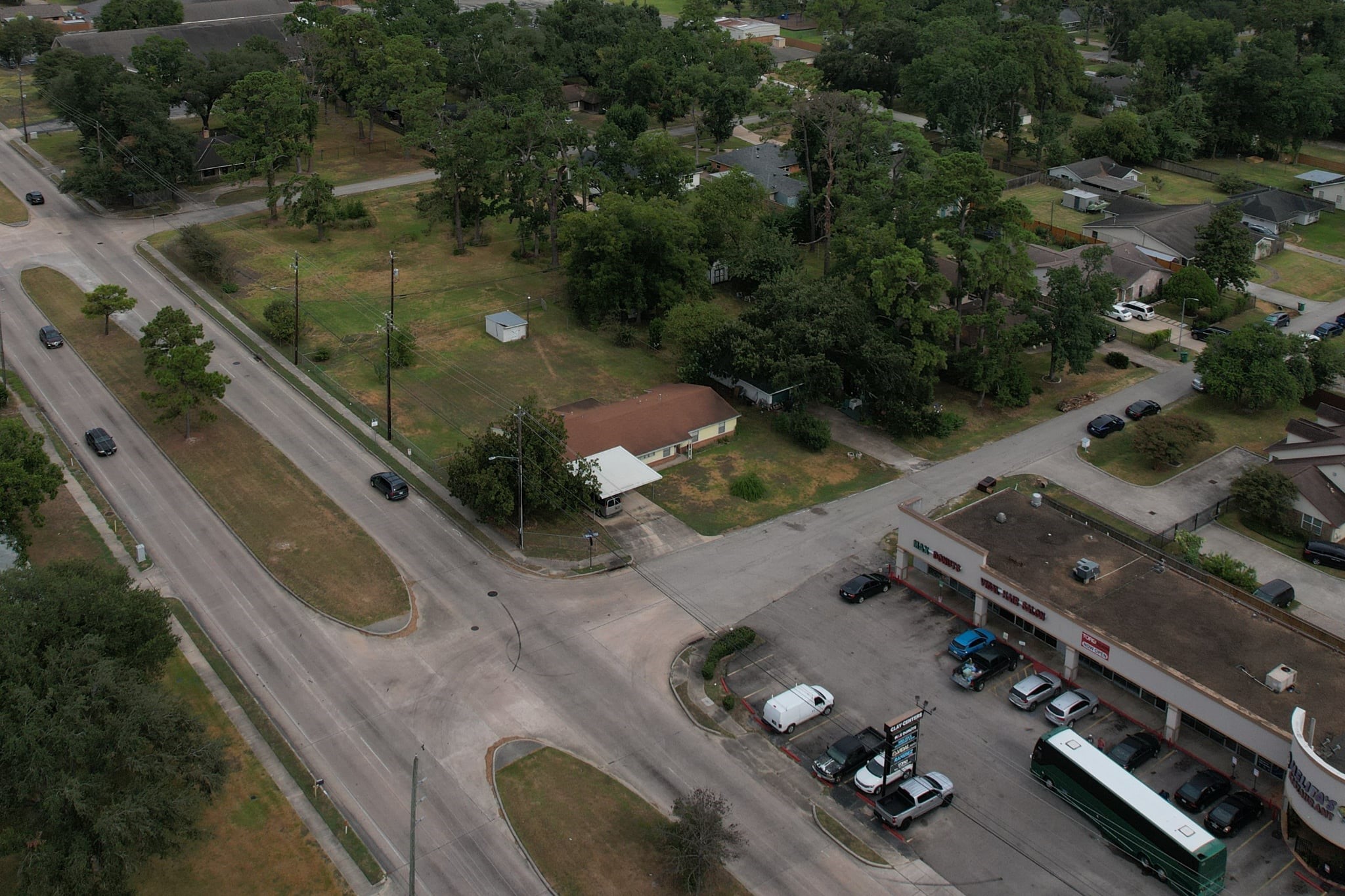 4214 Galway Lane Houston, TX 77080 - Photo 9 of 13 an aerial view of residential houses with outdoor space